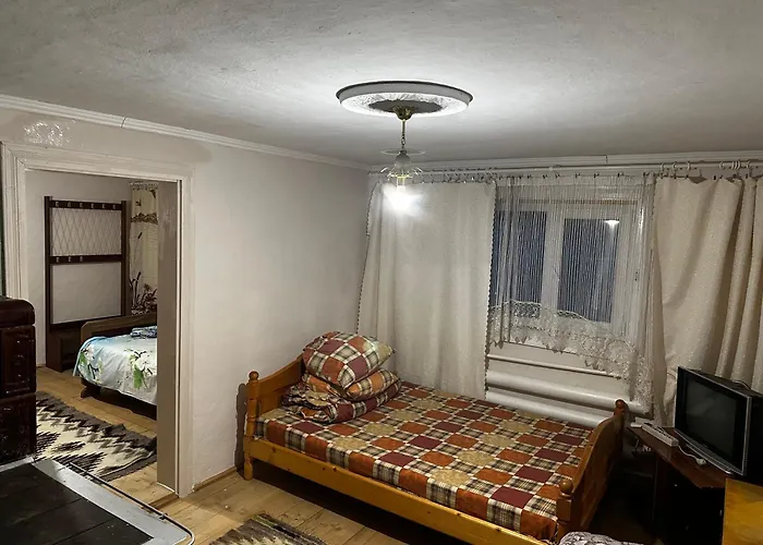 батьківська хатина